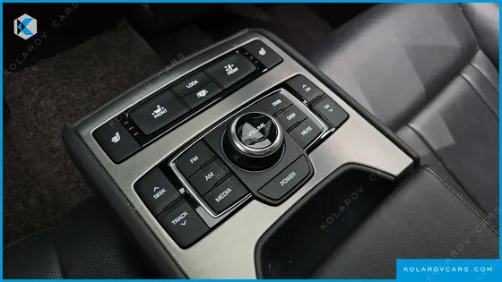 HYUNDAI GENESIS G330 PREMIUM AWD