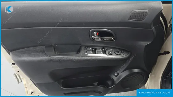KIA CARENS LPI 2.0 GX