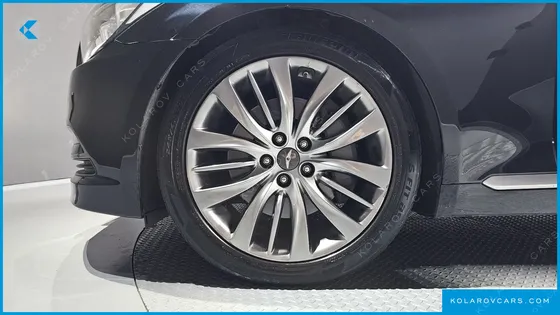 HYUNDAI GENESIS G330 PREMIUM AWD