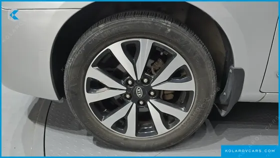 KIA CARENS LPI 2.0 GLX