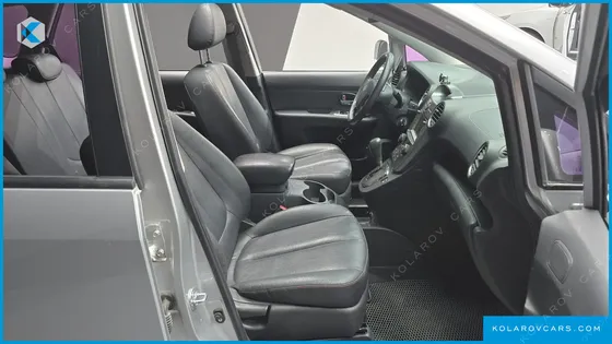 KIA CARENS LPI 2.0 GLX