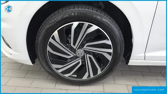 VOLKSWAGEN JETTA 1.4 TSI PREMIUM