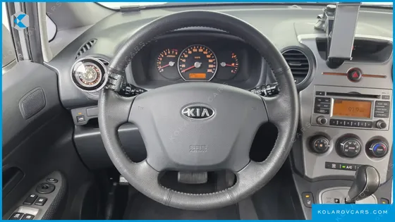 KIA CARENS LPI 2.0 GLX