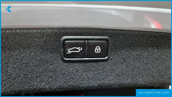 HYUNDAI GENESIS G330 MODERN AWD