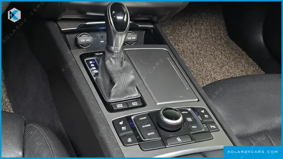 HYUNDAI GENESIS G330 PREMIUM AWD
