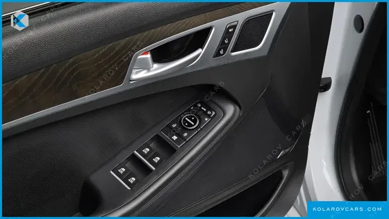 HYUNDAI GENESIS G330 PREMIUM AWD