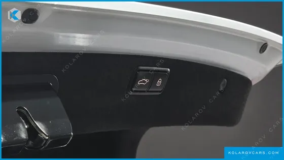 HYUNDAI GENESIS G330 PREMIUM AWD