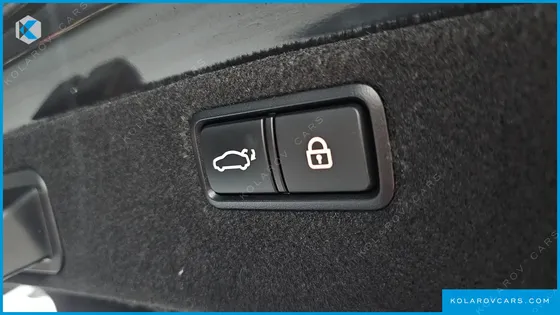 HYUNDAI GENESIS G330 PREMIUM AWD