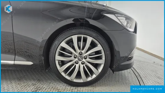 HYUNDAI GENESIS G330 PREMIUM AWD