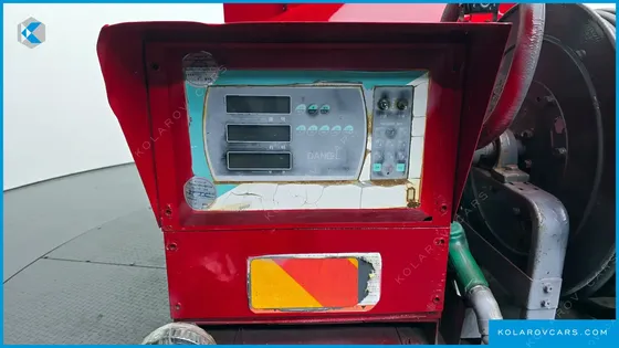 CHEVROLET (GM DAEWOO) RABO FUEL SERVICE TRUCK
