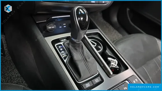 HYUNDAI GENESIS G330 MODERN AWD