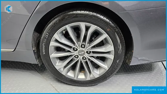 HYUNDAI GENESIS G330 MODERN AWD