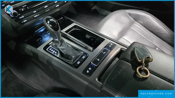 HYUNDAI GENESIS G330 MODERN