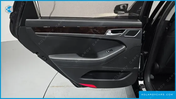 HYUNDAI GENESIS G330 PREMIUM AWD