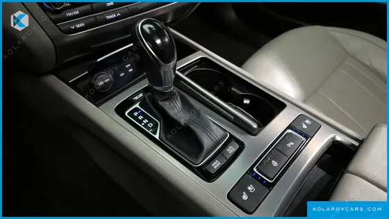 HYUNDAI GENESIS G330 MODERN AWD