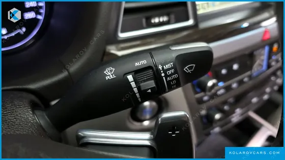 HYUNDAI GENESIS G330 MODERN AWD