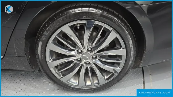 HYUNDAI GENESIS G330 PREMIUM AWD