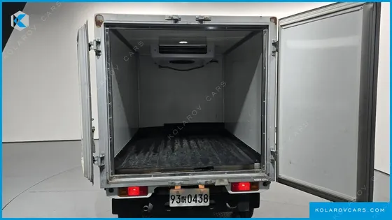 CHEVROLET (GM DAEWOO) RABO SEMI-REFRIGERATED VAN-TRUCK