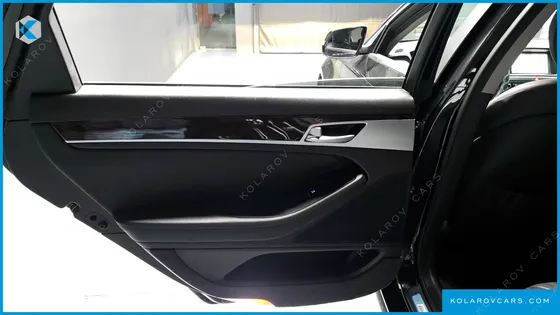 HYUNDAI GENESIS G330 MODERN AWD