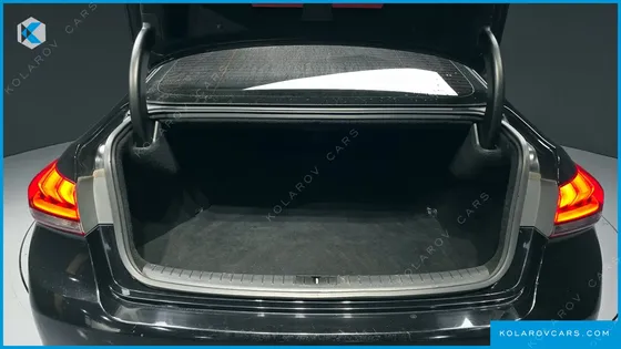 HYUNDAI GENESIS G330 MODERN AWD