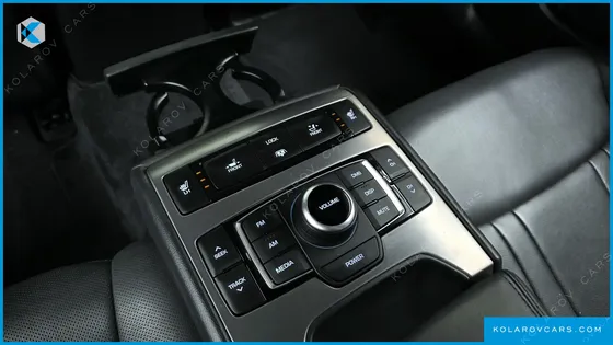 HYUNDAI GENESIS G330 PREMIUM AWD