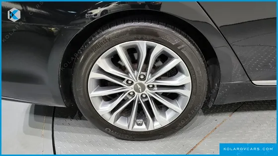 HYUNDAI GENESIS G330 PREMIUM AWD