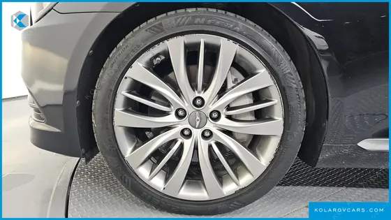 HYUNDAI GENESIS G330 PREMIUM AWD