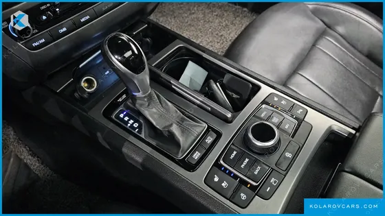HYUNDAI GENESIS G330 PREMIUM AWD