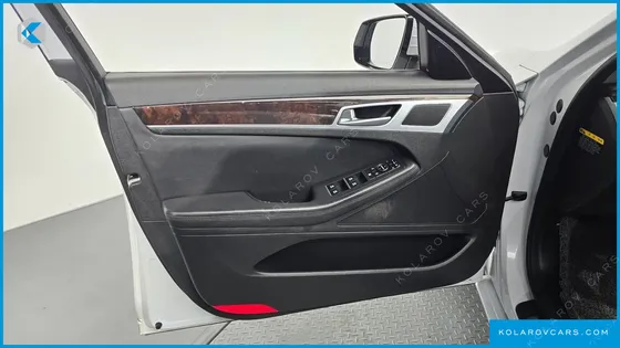 HYUNDAI GENESIS G330 MODERN AWD
