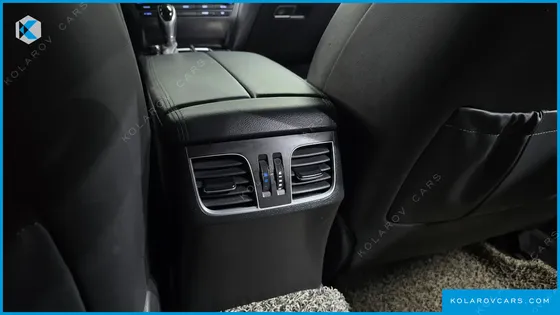 HYUNDAI GENESIS G330 MODERN AWD