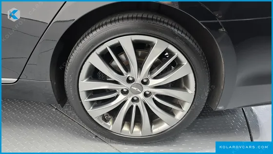 HYUNDAI GENESIS G380 EXCLUSIVE AWD