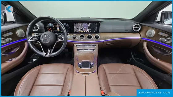 MERCEDES E-CLASS E300E 4MATIC EXCLUSIVE
