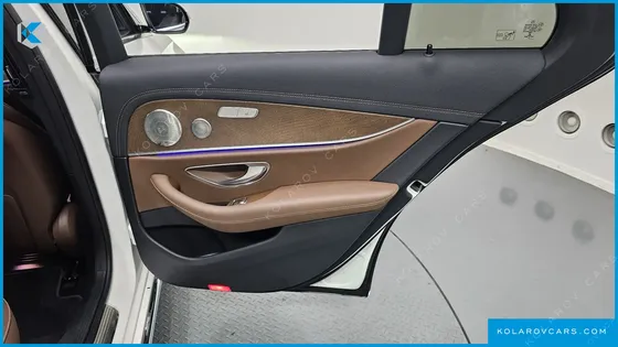 MERCEDES E-CLASS E300E 4MATIC EXCLUSIVE