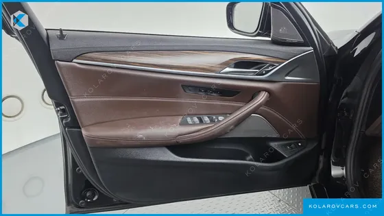 BMW 5 SERIES 530E LUXURY