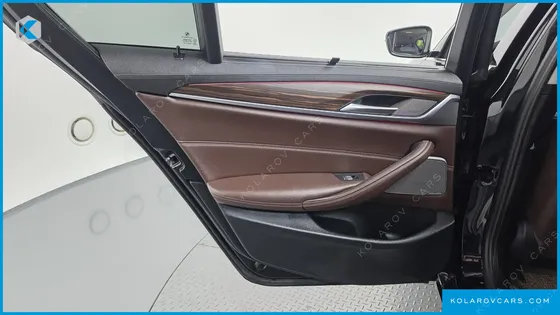 BMW 5 SERIES 530E LUXURY