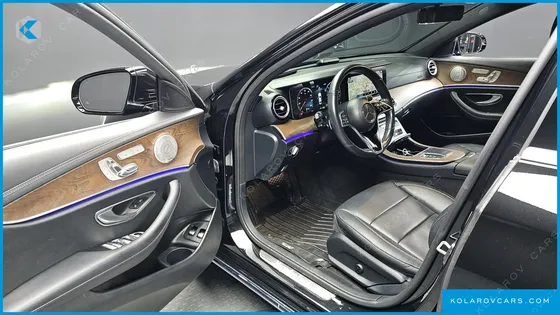 MERCEDES E-CLASS E300E 4MATIC EXCLUSIVE