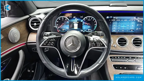 MERCEDES E-CLASS E300E 4MATIC EXCLUSIVE