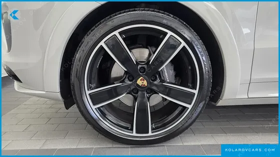 PORSCHE CAYENNE 3.0 E-HYBRID COUPE
