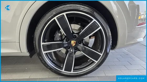PORSCHE CAYENNE 3.0 E-HYBRID COUPE