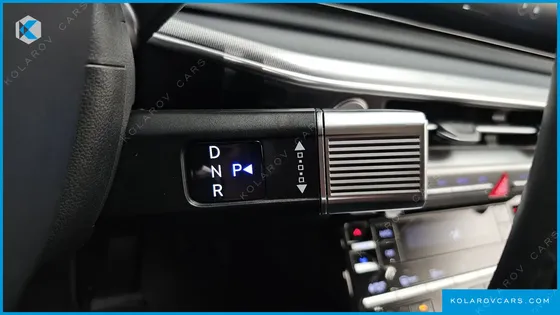 HYUNDAI GRANDEUR PREMIUM