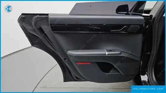 HYUNDAI GRANDEUR PREMIUM