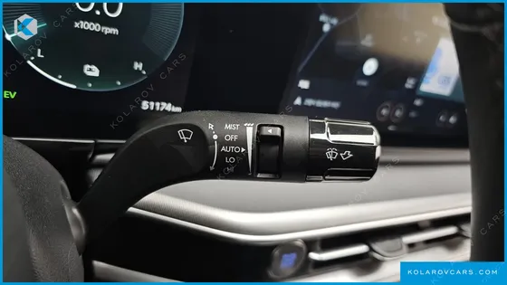 HYUNDAI GRANDEUR PREMIUM