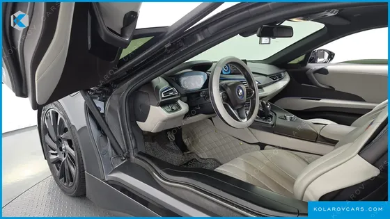 BMW I8 COUPE