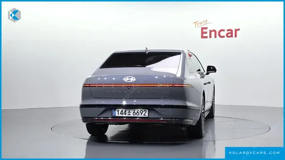 HYUNDAI GRANDEUR CALLIGRAPHY