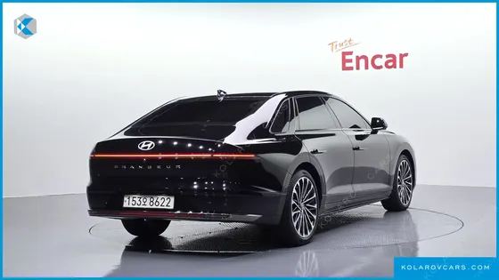 HYUNDAI GRANDEUR CALLIGRAPHY