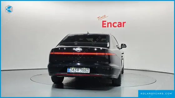 HYUNDAI GRANDEUR CALLIGRAPHY