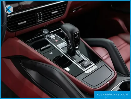 PORSCHE CAYENNE 3.0 E-HYBRID