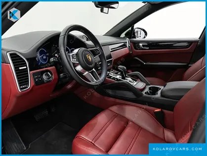 PORSCHE CAYENNE 3.0 E-HYBRID COUPE