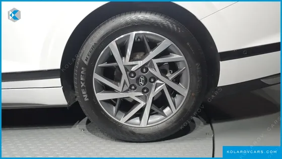 HYUNDAI GRANDEUR EXCLUSIVE