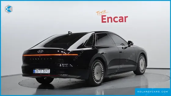 HYUNDAI GRANDEUR CALLIGRAPHY